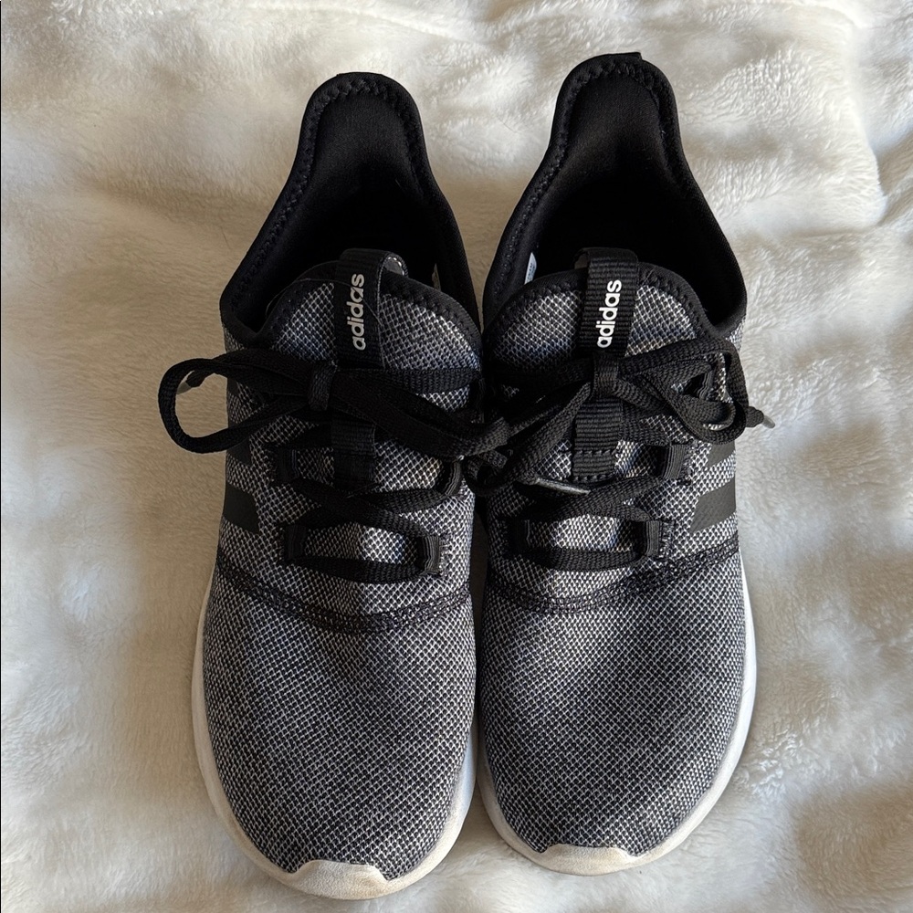 Adidas Cloudfoam 2.0 Black and Gray Sneakers Size 8